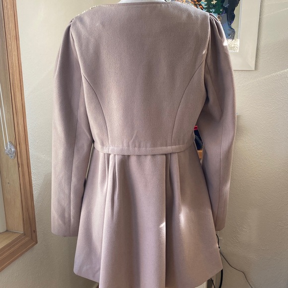 A'Reve Lavender and Cream Lace Accent Coat - Picture 3 of 13